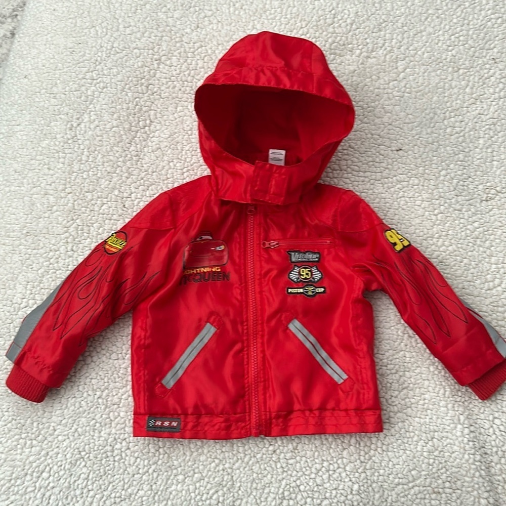 🍄12-18m Disney cars, lightning McQueen jacket windbreaker/rain jacket